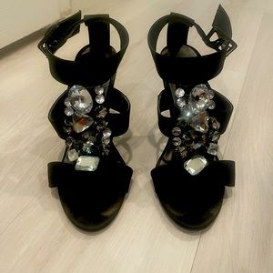 Steve Madden Luxe Size 8